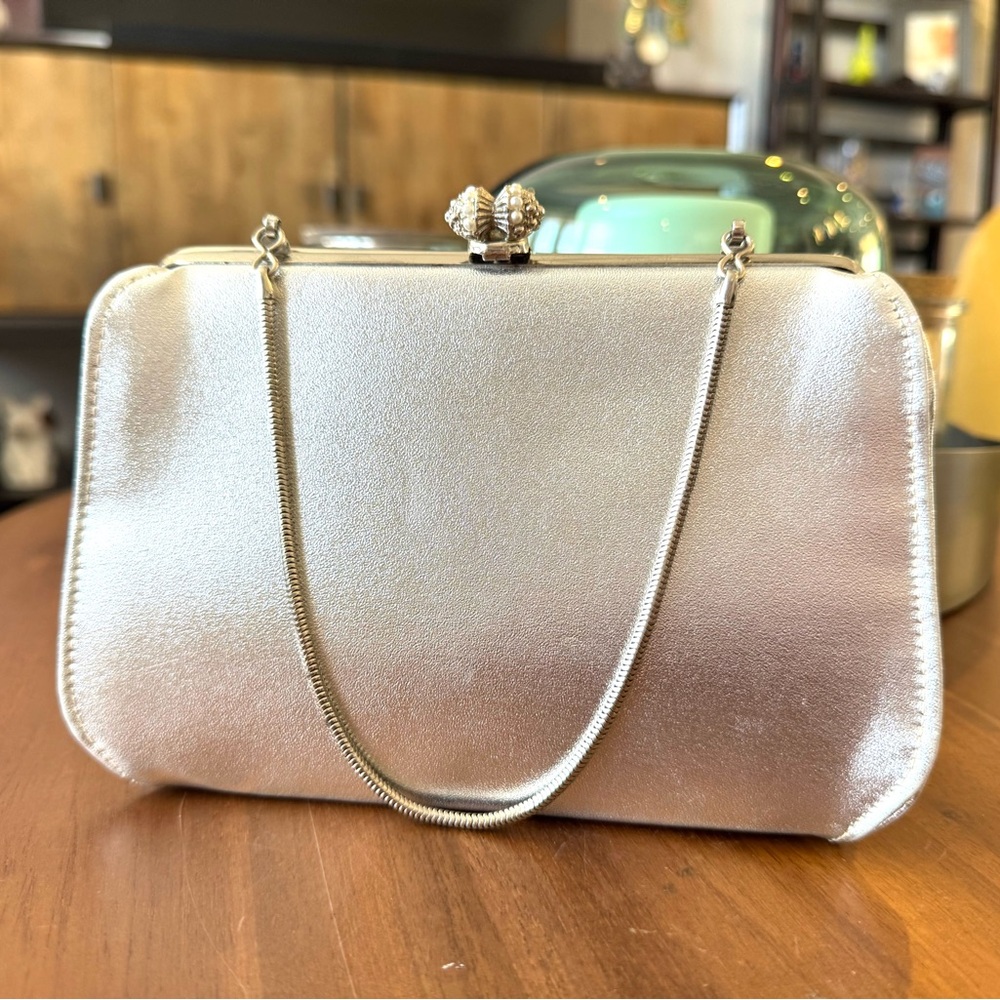 Vintage Silver Clutch Bag - Picture 2 of 9